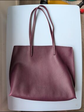 Portland Leather August Tote Bag - Large in Plum